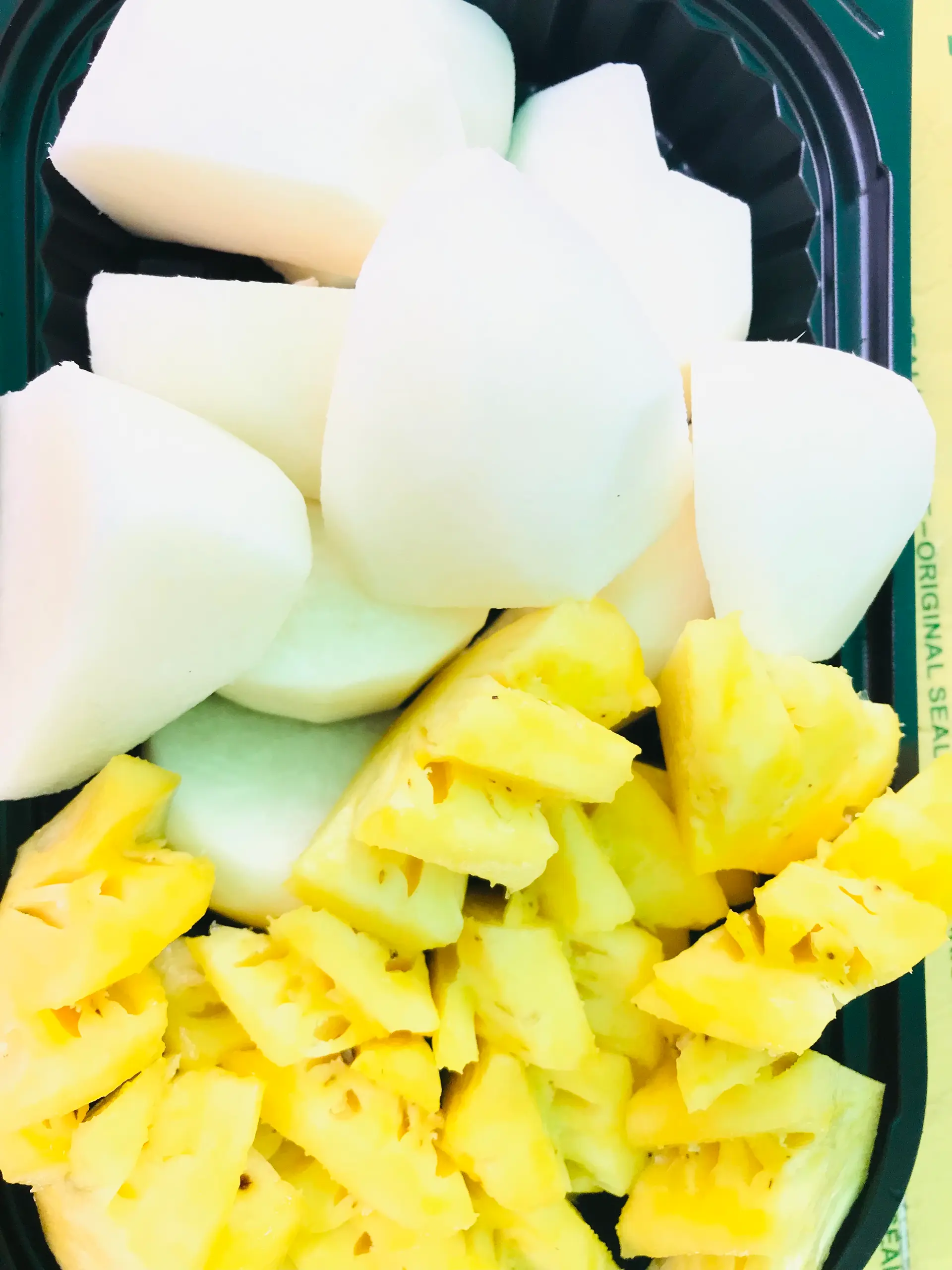 Hình ảnh Thơm mix sắn 500gram
