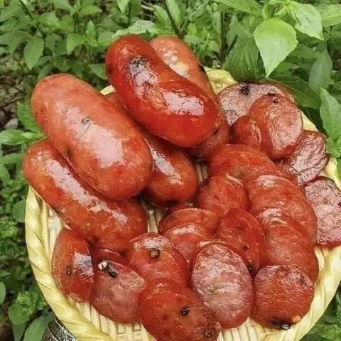Hình ảnh Lạp xưởng thêm