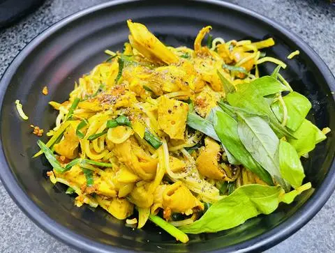 Hình ảnh Bún Lòng Xào Nghệ Tô Đặc Biệt
