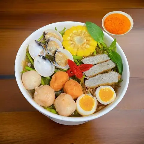 Hình ảnh Bún Thái cay chả cá - cá viên