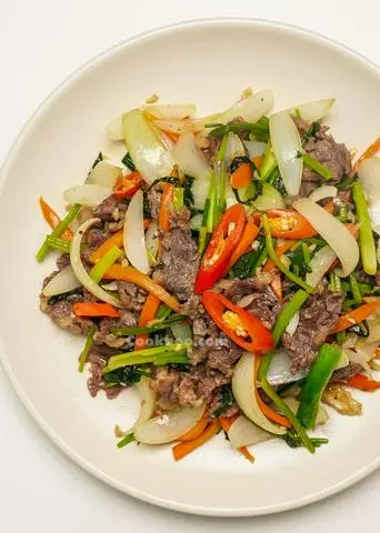 Hình ảnh Bò xào củ hành
