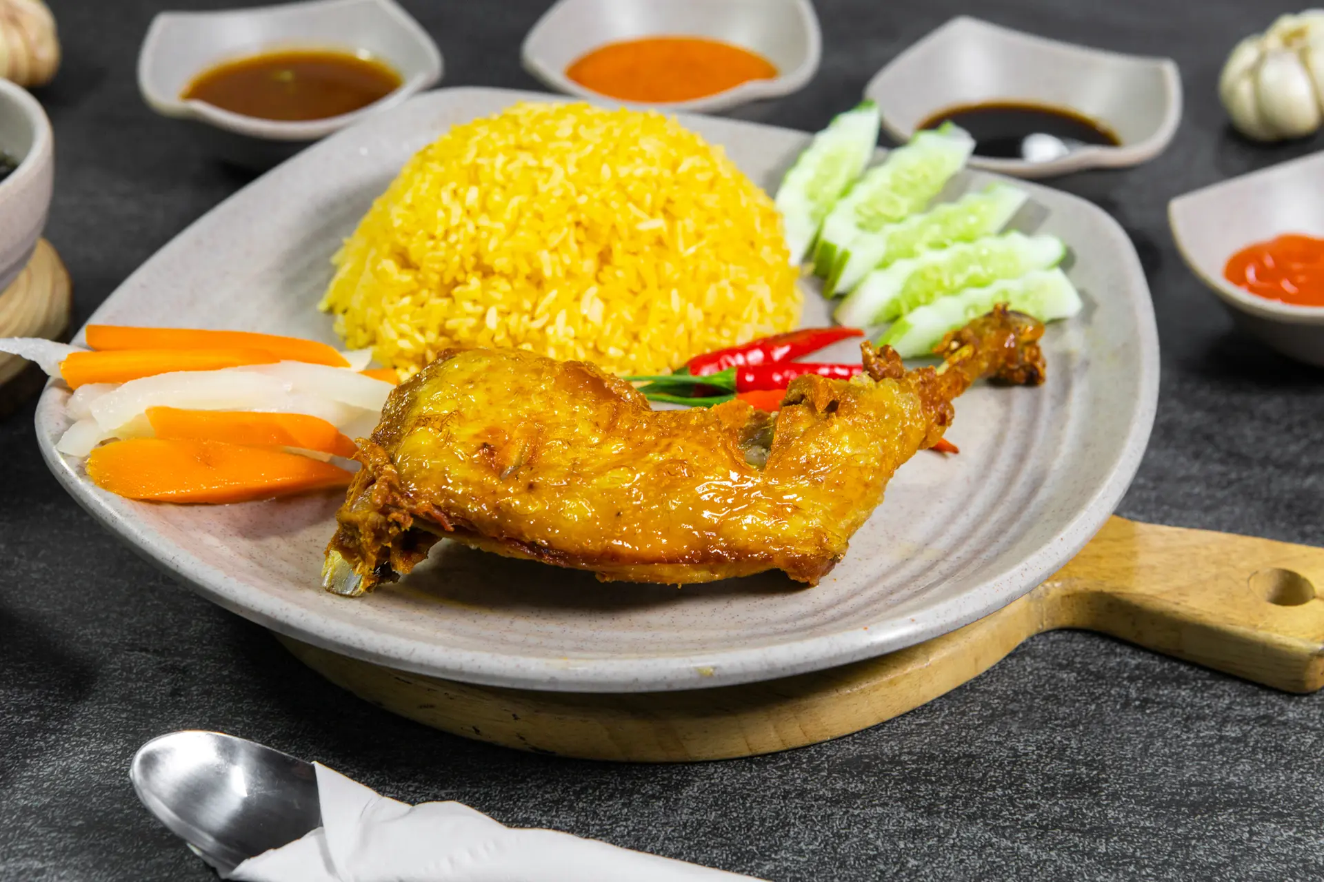 Hình ảnh Cơm đùi gà ta