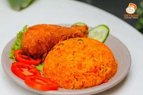 Hình ảnh Cơm chiên gà tỏi