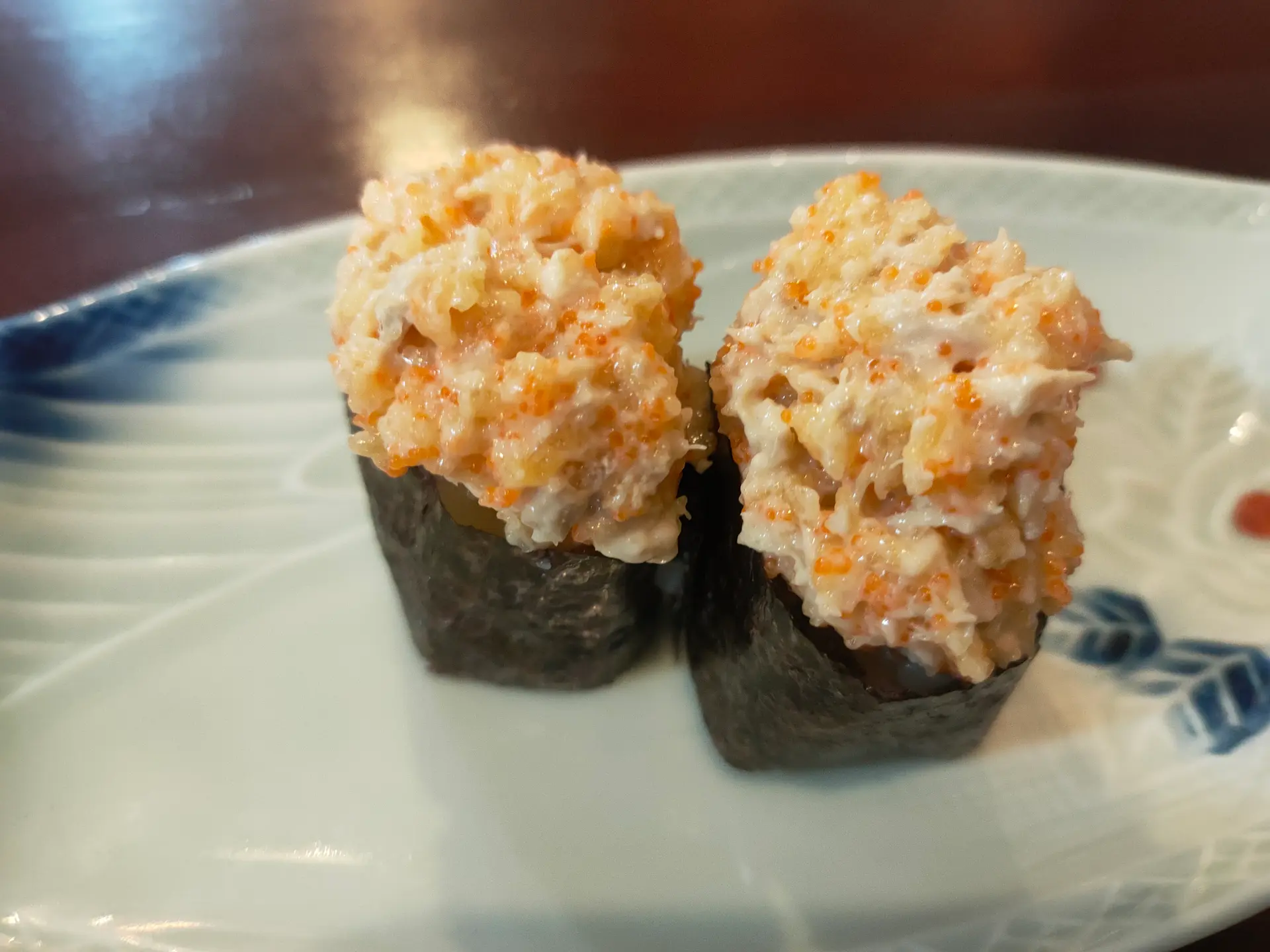 Hình ảnh TUNA MAYO TOBIKO SUSHI ( CÁ NGỪ TRỘN TRỨNG MAYO SUSHI)