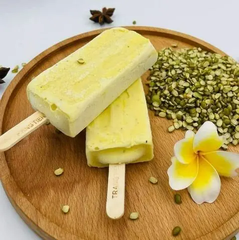 Hình ảnh kem Tràng Tiền  đậu xanh 1 hộp 10 que