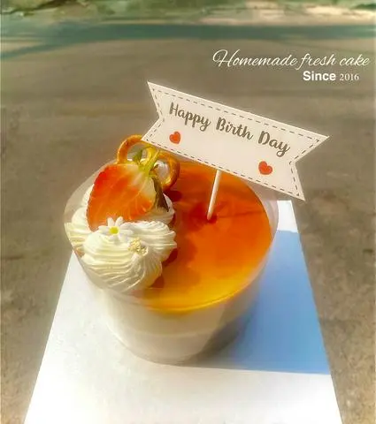 Hình ảnh Bánh kem bento flan gato dâu tây
