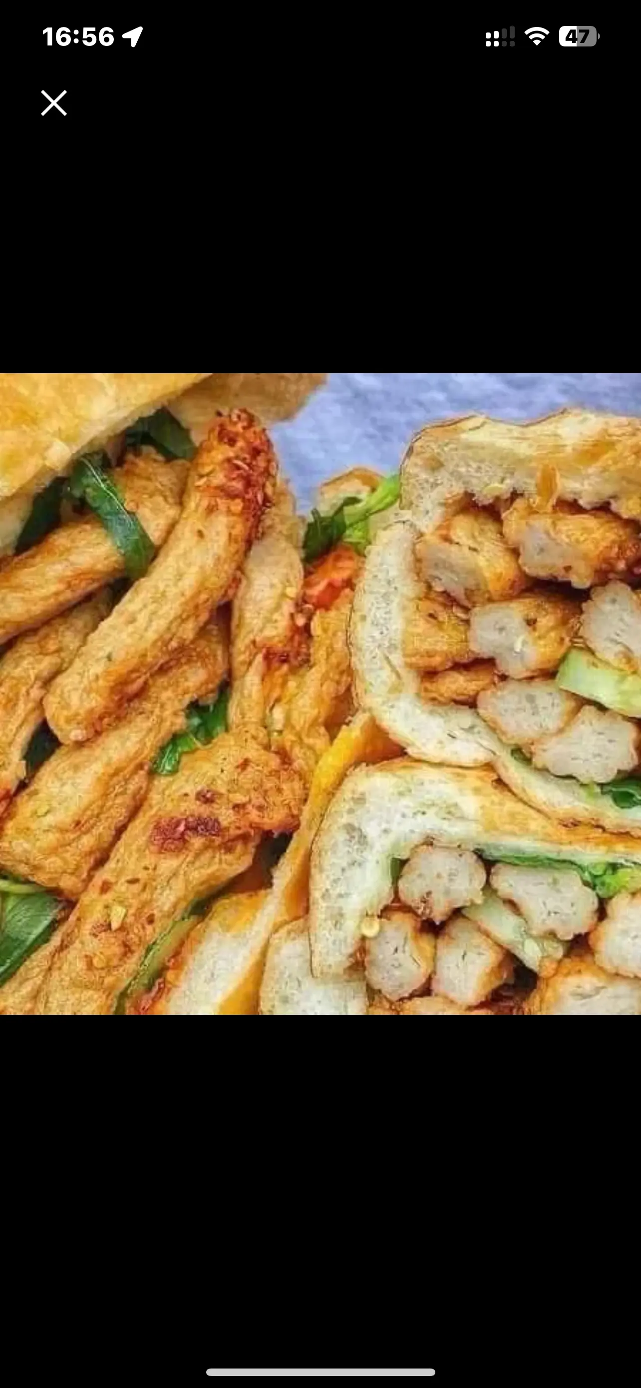 Hình ảnh Bánh mì chả cá Nha Trang đặc biệt