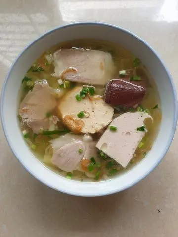 Hình ảnh bánh canh chả thịt heo 