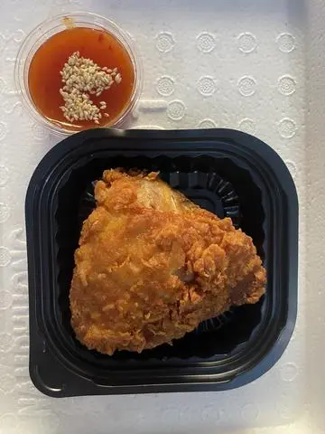 Hình ảnh Má đùi gà sốt chua ngọt