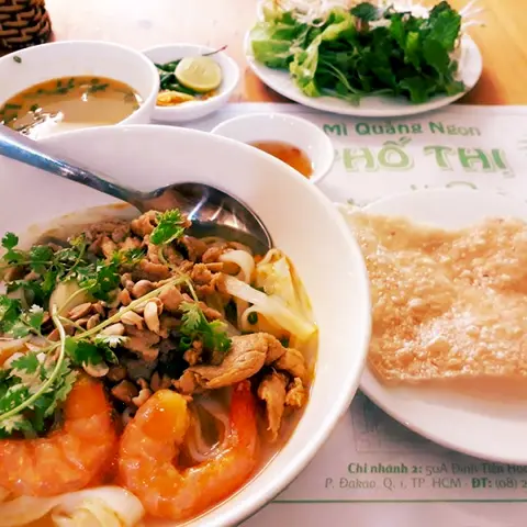 Hình ảnh mỳ quãng tôm thịt