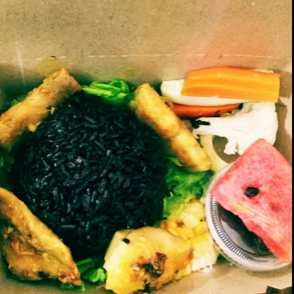 Hình ảnh Mì rau củ Cá phi lê + Rau củ mix