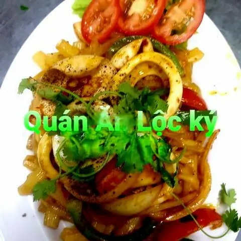 Hình ảnh Nui xào mực sate