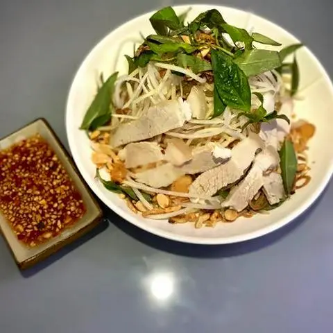 Hình ảnh Gỏi đu đủ thịt