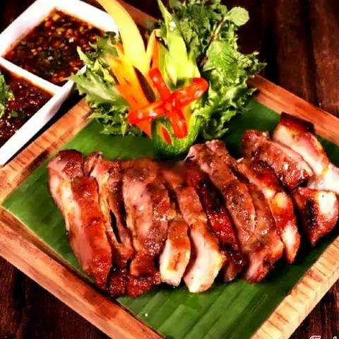 Hình ảnh Thịt heo nướng sốt thái