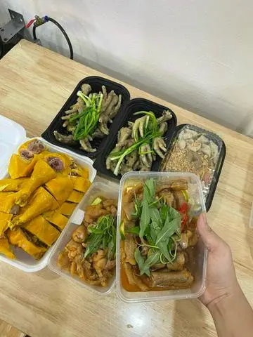 Hình ảnh Chân Gà Sốt Thái Có Xương ( Lớn) 