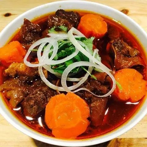 Hình ảnh Bánh mì bò kho