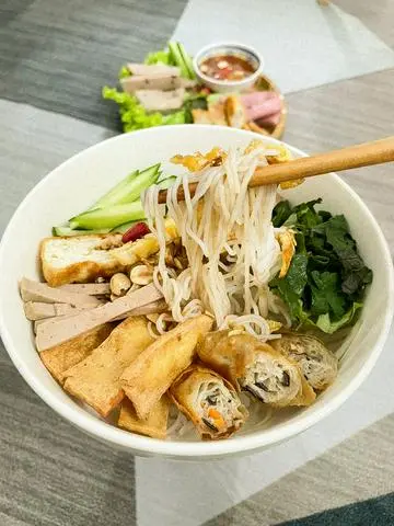 Hình ảnh Bún xì dầu (Đặc biệt)