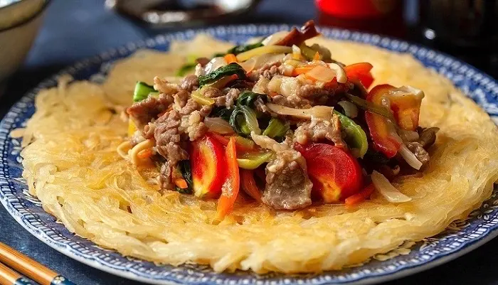 Hình ảnh Phở chiên BÒ + 01 TRỨNG 