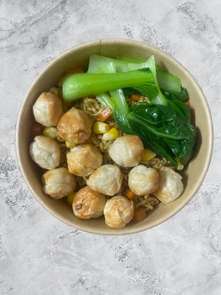 Hình ảnh Mì trộn viên thập cẩm