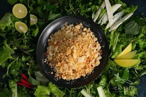 Hình ảnh Gỏi Cá Trích Khô Phần Lớn 2-4 Người Ăn 