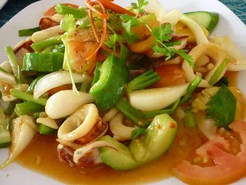 Hình ảnh mực xào thập cẩm 