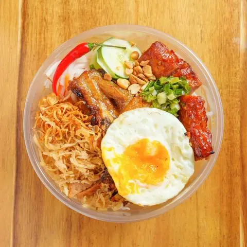 Hình ảnh Bún Thịt Nướng Thập Cẩm Đặc Biệt