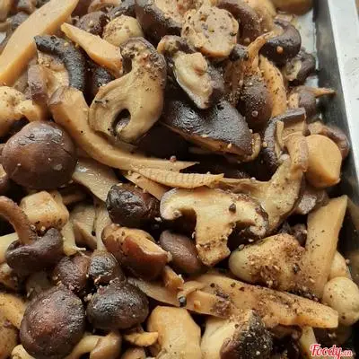Hình ảnh Cơm Nấm Đông Cô Kho