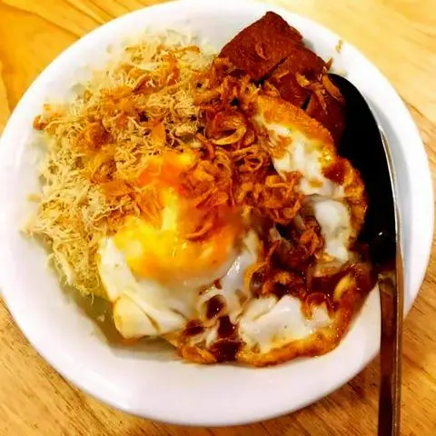 Hình ảnh Xôi thịt chả trứng ốp la