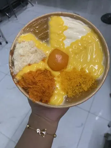 Hình ảnh Bánh Bông Lan Trứng Muối Thường