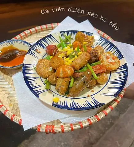 Hình ảnh Combo cá viên chiên xào bơ bắp - NHỎ 