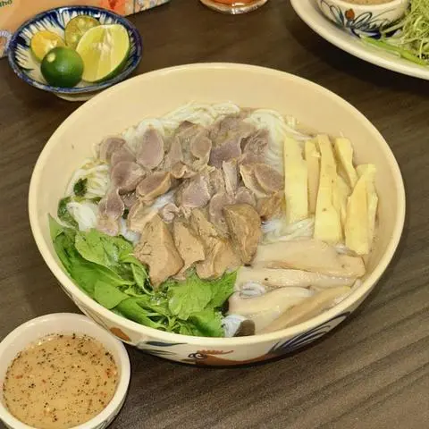 Hình ảnh Bún lòng gà
