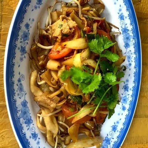 Hình ảnh Hủ tiếu bò sốt tiêu xanh 