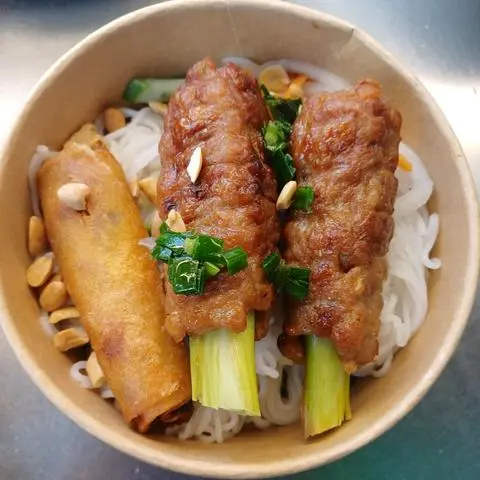 Hình ảnh Bún nem nướng 