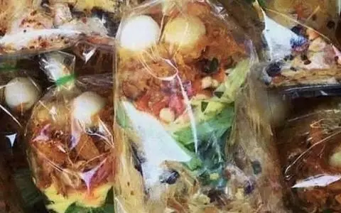 Hình ảnh Bánh tráng trộn 