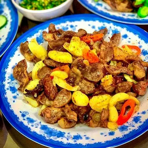 Hình ảnh Lòng gà xào tỏi