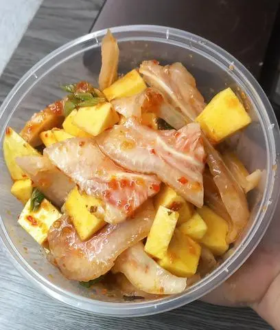 Hình ảnh SỤN GÀ SỐT THÁI