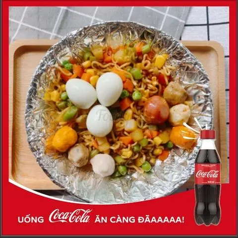 Hình ảnh Mì trộn Indomie đầy đủ nhỏ + Coca