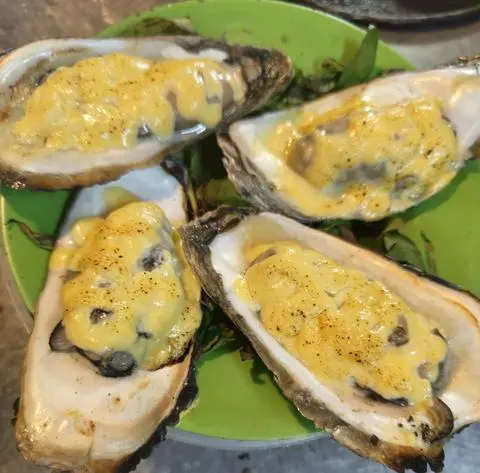 Hình ảnh Hàu nướng phomai 1 con
