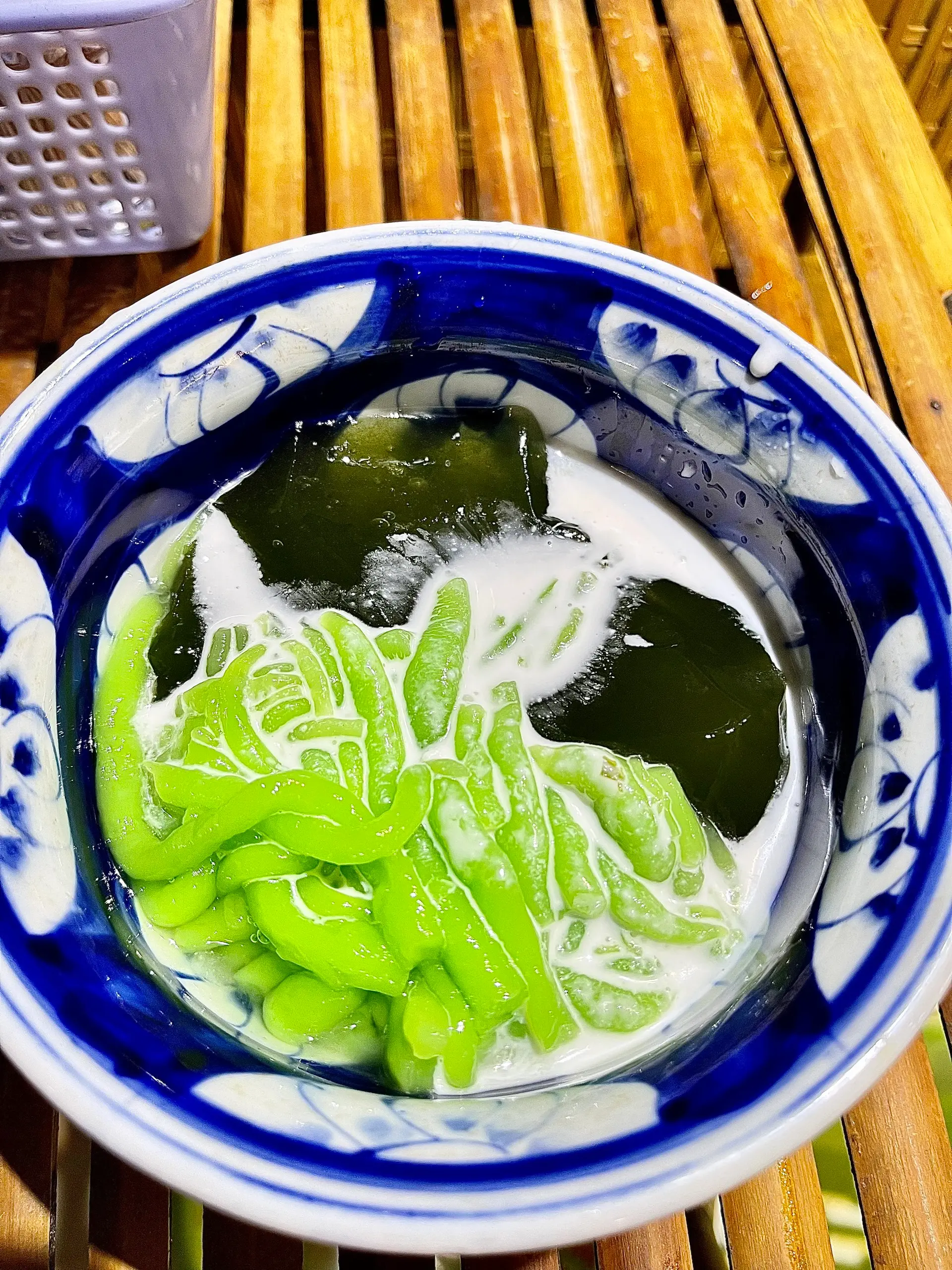 Hình ảnh SƯƠNG SÂM,BÁNH LỌT