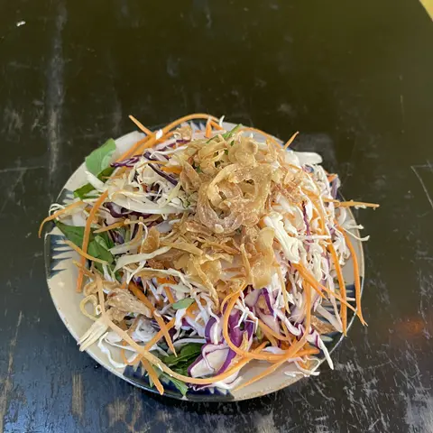 Hình ảnh Gỏi gà xé