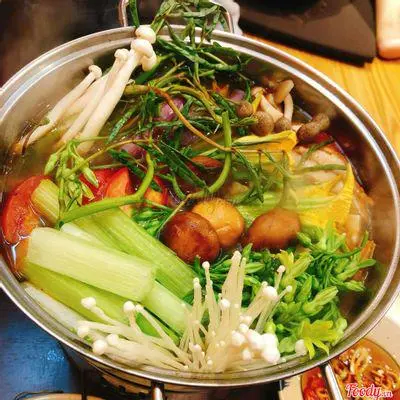 Hình ảnh Lẩu Thái Chay + 2 chai nước suối