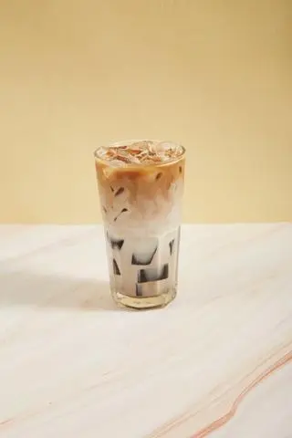 Hình ảnh Sữa tươi cà phê sương sáo | Fresh milk w. coffee & glass jelly