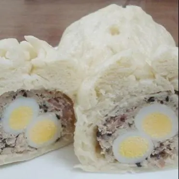 Hình ảnh Bánh Bao 2 Trứng Cút