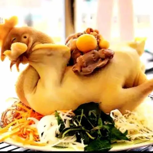 Hình ảnh Gà cúng đầy đủ
