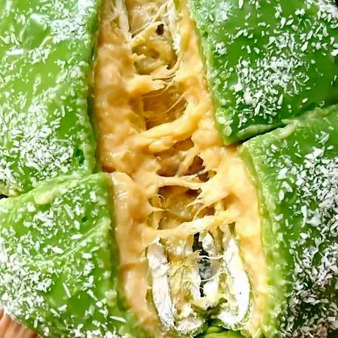 Hình ảnh Bánh Sầu Riêng ổ Phú Sĩ