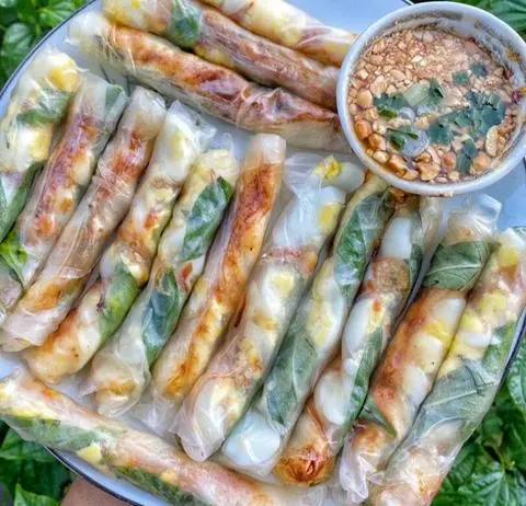 Hình ảnh Bánh Tráng Cuốn Lắc Tóp Mỡ 