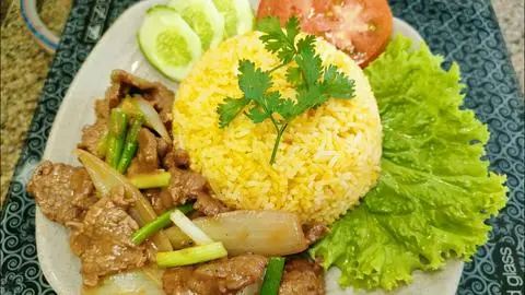 Hình ảnh cơm chiên dương châu bò xào