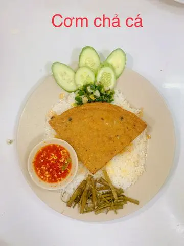 Hình ảnh Cơm Chả Cá