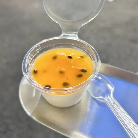 Hình ảnh Panna Cotta Chanh Dây