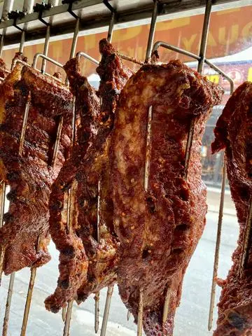 Hình ảnh Nửa kg sườn quay